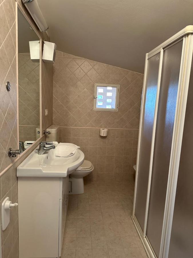 Nauthotel Grado Bagian luar foto