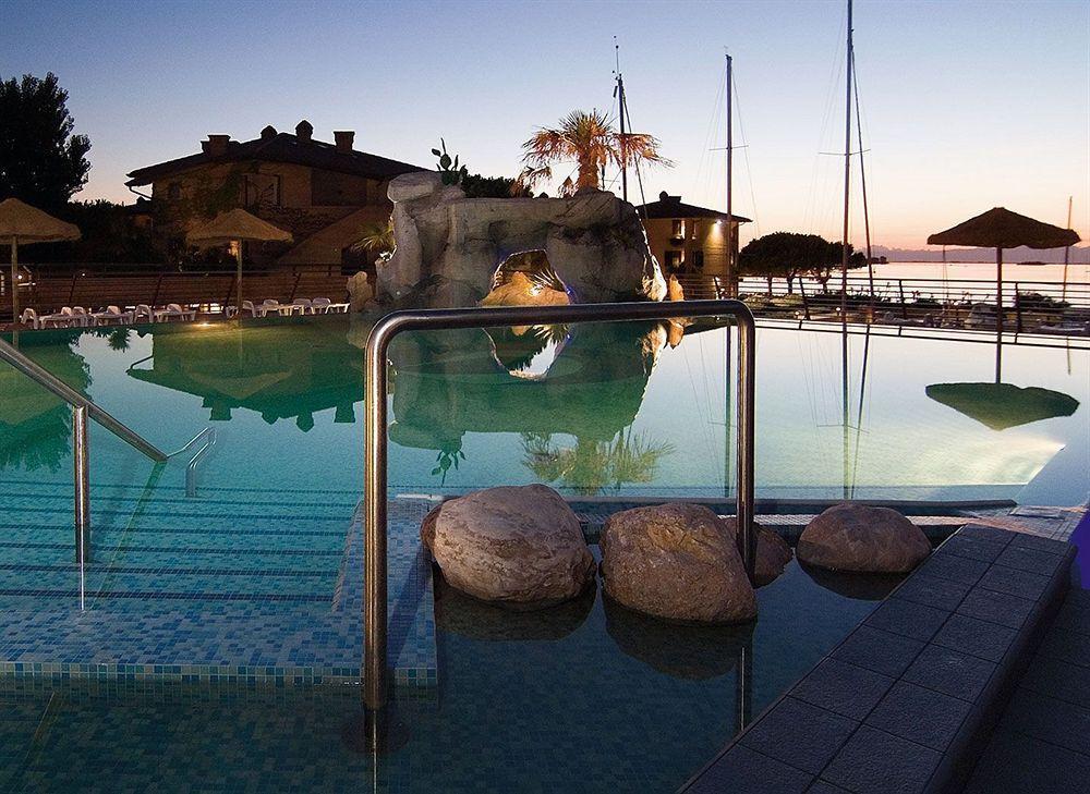 Nauthotel Grado Bagian luar foto