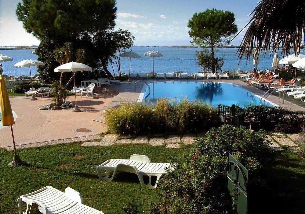 Nauthotel Grado Bagian luar foto